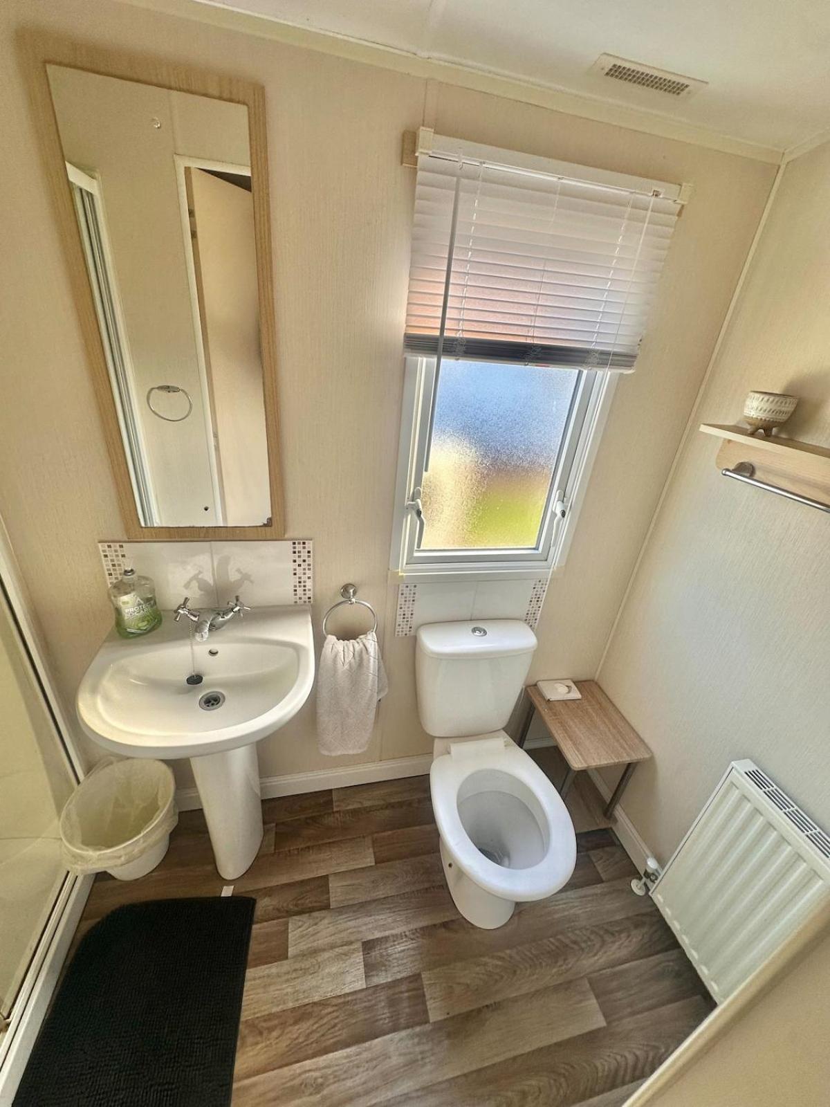Two Bedroom Willerby Parkhome In Uddingston, Glasgow Exterior photo